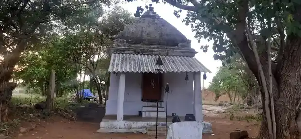 Arulmigu Anumantharayar Temple, Anumanthampatti - 639117 Temple