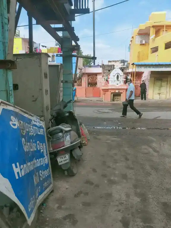 Arulmigu Anumantharayar Temple, Otteri, Chennai - 600012 அருள்மிகு அனுமந்தராயர் திருக்கோயில், ஓட்டேரி, சென்னை - 600012, Chennai - Ancient Temple Architecture and History Image 3