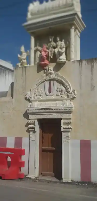 Arulmigu Anumantharayar Temple, Vaniyambadi - 635751 அருள்மிகு அனுமந்தராயர் திருக்கோயில், வானியம்பாடி - 635751, Thirupathur - Ancient Temple Architecture and History Image 2