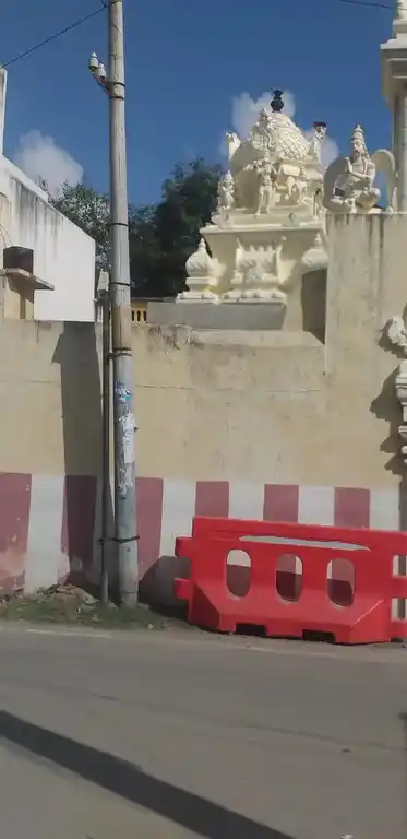 Arulmigu Anumantharayar Temple, Vaniyambadi - 635751 அருள்மிகு அனுமந்தராயர் திருக்கோயில், வானியம்பாடி - 635751, Thirupathur - Ancient Temple Architecture and History Image 3