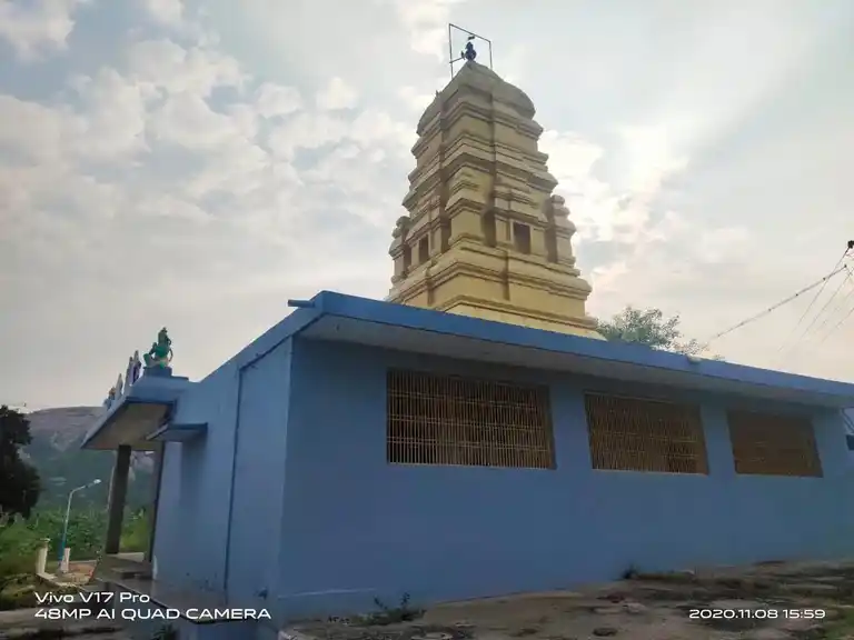 Arulmigu Anumantharayaswamy Temple, Devarakundani - 635121 Temple