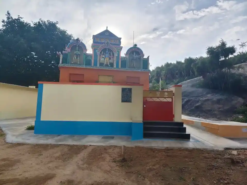 Arulmigu Anumantharayaswamy Temple, Nedusalai Way, Appinayakkankottai - 635121 Temple
