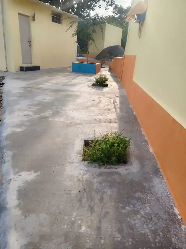 Arulmigu Anumantharayaswamy Temple, Nedusalai Way, Appinayakkankottai - 635121 அருள்மிகு அனுமந்தராய சுவாமி திருக்கோயில், Nedusalai Way, Appinayakkankottai - 635121, Krishnagiri - Ancient Temple Architecture and History Image 2