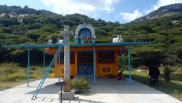 Arulmigu Anumantharayaswamy Temple, Puliyanjeri - 635115 அருள்மிகு அனுமந்தராய சுவாமி திருக்கோயில், Puliyanjeri - 635115, Krishnagiri - Ancient Temple Architecture and History Image 4