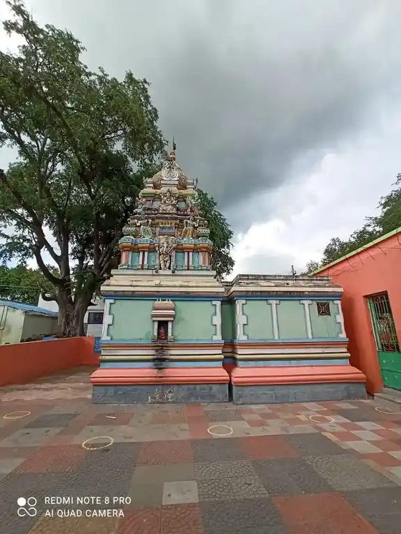 Arulmigu Anumanthiswarar Temple, Hanumantheertham - 636902 அருள்மிகு அனுமந்தீஸ்வரர் திருக்கோயில், ஹனுமந்தீர்த்தம் - 636902, Krishnagiri - Ancient Temple Architecture and History Image 2