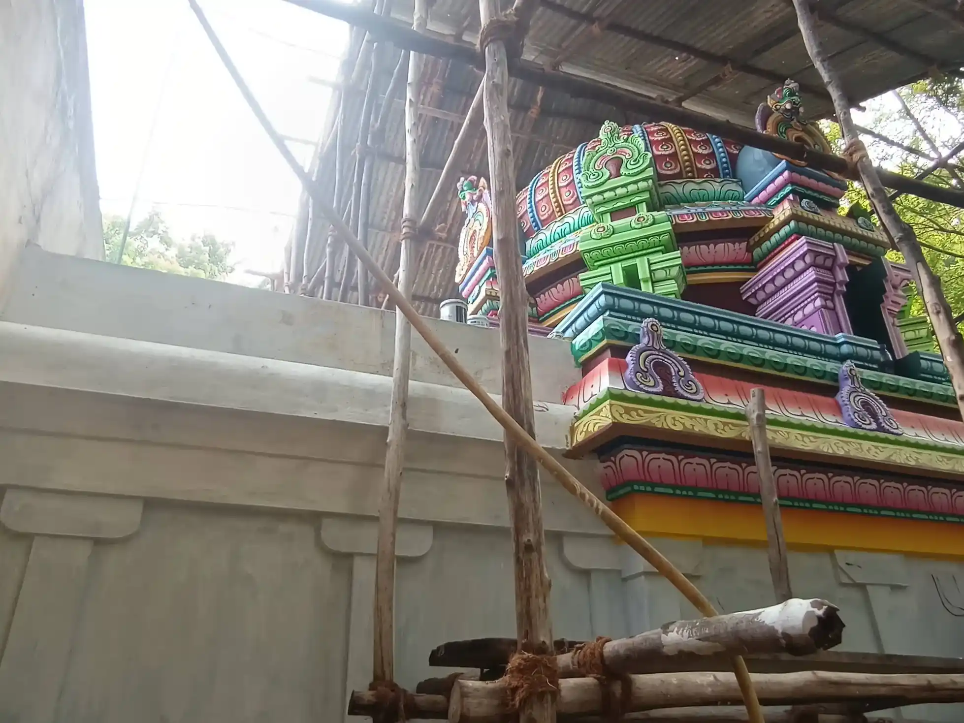 Arulmigu Anumar Temple, Maadhanam - 609104 அருள்மிகு அனுமார் திருக்கோயில், Sirkazhi - 609104, Mayiladuthurai - Ancient Temple Architecture and History Image 4