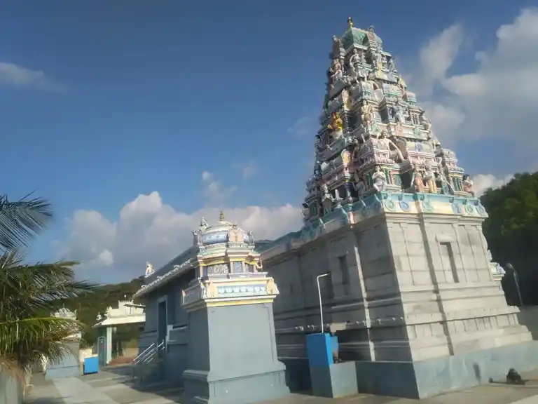 Arulmigu Anumatharayaswamy Temple, Sivanmalai, Kangayam - 638701 Arulmigu Anumatharayaswamy Temple, Sivanmalai, Sivanmalai - 638701, Tiruppur - Ancient Temple Architecture and History Image 2