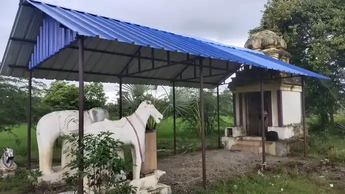 Arulmigu Appalakuthaayyanar Temple, Selvapuram - 610101 அருள்மிகு அப்பால கூத்த அய்யனார் திருக்கோயில், Selvapuram - 610101, Thiruvarur - Ancient Temple Architecture and History Image 5