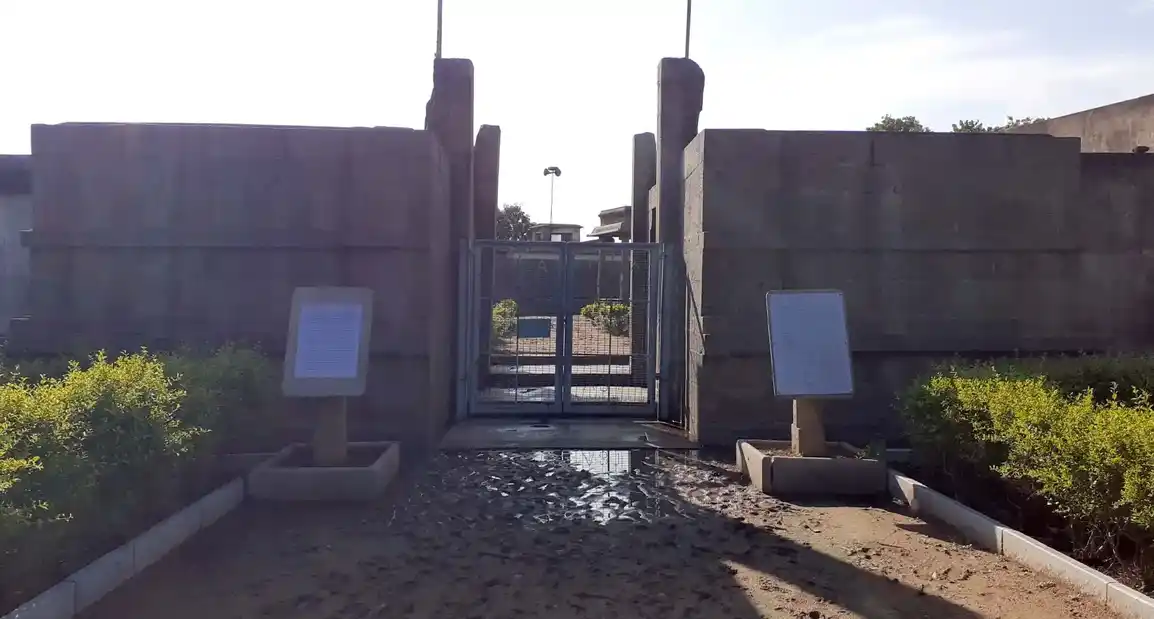 Arulmigu Appan Venkatesan Perumal Temple, Thirumukkudal - 631606