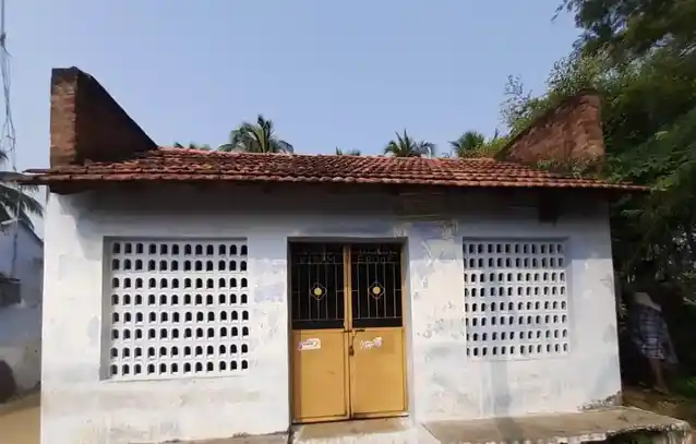 Arulmigu Appichimarsamy Temple, Periyapuliyur - 638455 அருள்மிகு அப்பிச்சிமார்சுவாமி திருக்கோயில், Periyapuliyur - 638455, Erode - Ancient Temple Architecture and History Image 4