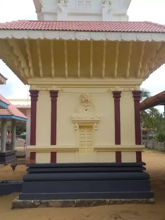 Arulmigu Araiya Samudhaya Amman Temple, Vallavilai, Kollamcode - 629171 அருள்மிகு அரய சமுதாய அம்மன் திருக்கோயில், Vallavilai, Kollamcode - 629171, Kanyakumari - Ancient Temple Architecture and History Image 2
