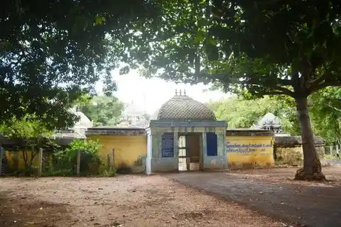 Arulmigu Araneswarar Temple, Thirukkattupalli - 609114 Temple