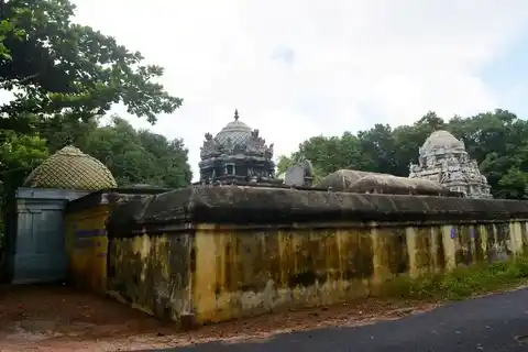 Arulmigu Araneswarar Temple, Thirukkattupalli - 609114 Arulmigu Araneswarar Temple, திருக்காட்டுப்பள்ளி - 609114, Mayiladuthurai - Ancient Temple Architecture and History Image 3
