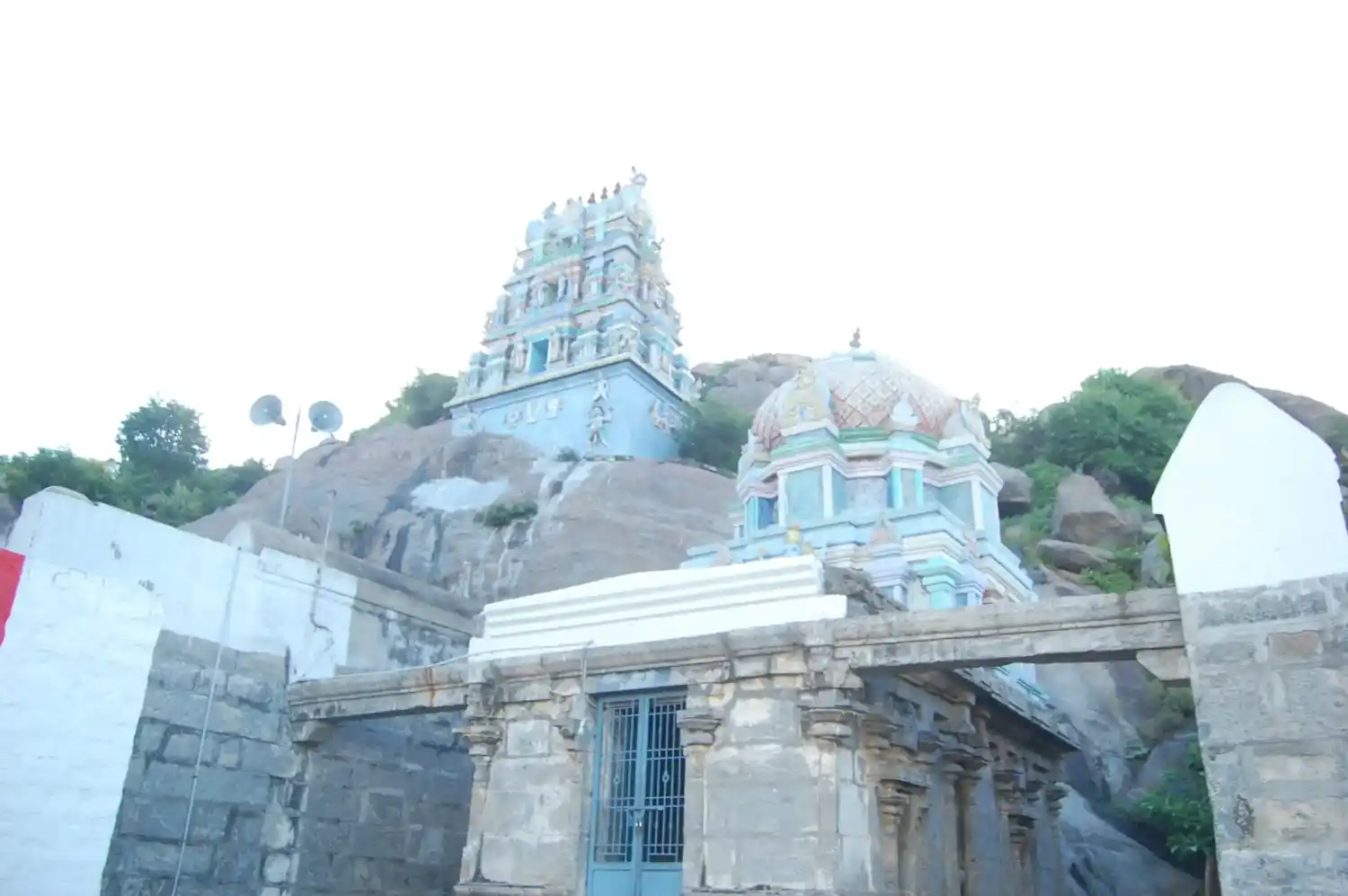 Arulmigu Aranganadhasamy Temple, Hill Top, Singavaram - 604202 அருள்மிகு அரங்கநாதசுவாமி திருக்கோயில், குன்றின் மேல், சிங்கவரம் - 604202, Viluppuram - Ancient Temple Architecture and History Image 6