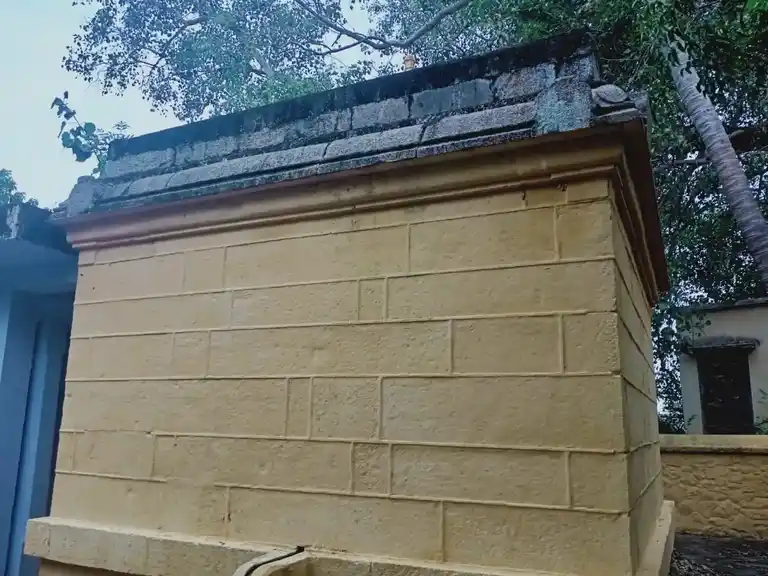 Arulmigu Arasadi Krishnaswamy Temple, Puravassery, Thereikalputhoor - 629704 அருள்மிகு அரசரடி கிருஷ்ணசுவாமி திருக்கோயில், Puravassery, Thereikalputhoor - 629704, Kanyakumari - Ancient Temple Architecture and History Image 3