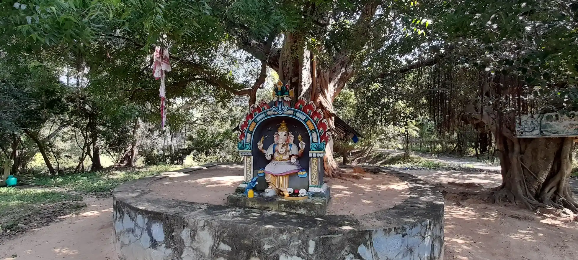 Arulmigu Arasadi Vinayagar Temple, Mudhaliyar Kuppam - 603302 அருள்மிகு அரசடி விநாயகர் திருக்கோயில், Mudhaliyar Kuppam - 603302, Chengalpattu - Ancient Temple Architecture and History Image 3