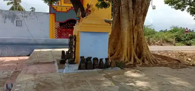 Arulmigu Arasadi Vinayagar Temple, Near By Amman Temple, Kallidaikurichi - 627416 அருள்மிகு அரசடி விநாயகர் திருக்கோயில், Near By Amman Temple, Kallidaikurichi - 627416, Tirunelveli - Ancient Temple Architecture and History Image 4