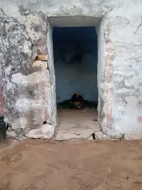 Arulmigu Arasaradi Mugundhapuriamman Temple, Agrahara Periyapalayam - 641607 அருள்மிகு அரசரடிவிநாயகர் முகுந்தாபுரியம்மன் திருக்கோயில், Agrahara Periyapalayam - 641607, Tiruppur - Ancient Temple Architecture and History Image 5