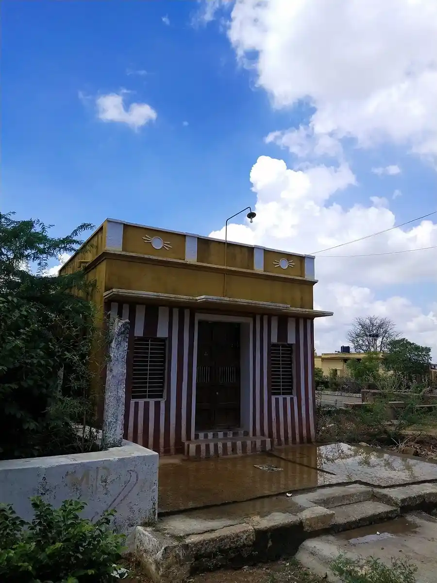 Arulmigu Arasarathi Vinayagar Temple, Sattankulam - 628714 அருள்மிகு அரசரடி விநாயகர் திருக்கோயில், Sattankulam - 628714, Thoothukudi - Ancient Temple Architecture and History Image 2