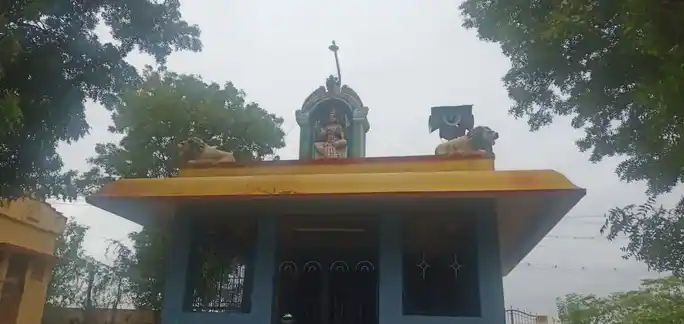 Arulmigu Arasukaathapidaari Temple, Thiruverumbur - 620013 Arulmigu Arasukaathapidaari Temple, Thiruverumbur - 620013, Thiruchirappalli - Ancient Temple Architecture and History Image 2