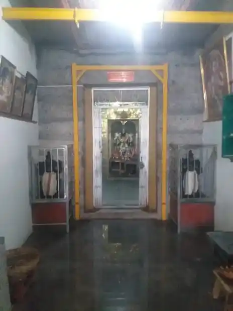 Arulmigu Aravamudha Perumal Temple, Kethandapatti - 635815 அருள்மிகு ஆராவமுதப்பெருமாள் திருக்கோயில், கெத்தாண்டப்பட்டி - 635815, Thirupathur - Ancient Temple Architecture and History Image 3