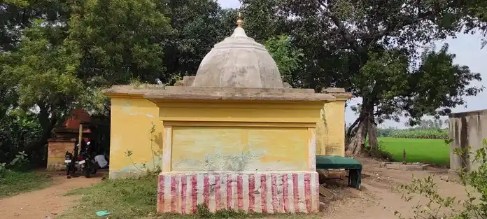 Arulmigu Aravandiammantemple, Poiyamani, Nagavaram - 639100 Temple