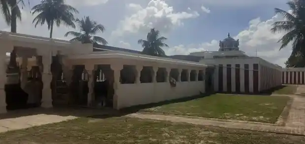 Arulmigu Aravinthalochanar Temple, Irattai Thirupathy - 628612 Arulmigu Aravinthalochanar Temple, Irattai Thirupathy - 628612, Thoothukudi - Ancient Temple Architecture and History Image 2