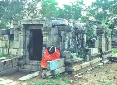 Arulmigu Archuneshwarar Temple, Kadathur, Kadahur - 642203 அருள்மிகு அர்ச்சுனேஸ்வரர் திருக்கோயில், Kadathur, Madathukkulam - 642203, Tiruppur - Ancient Temple Architecture and History Image 2