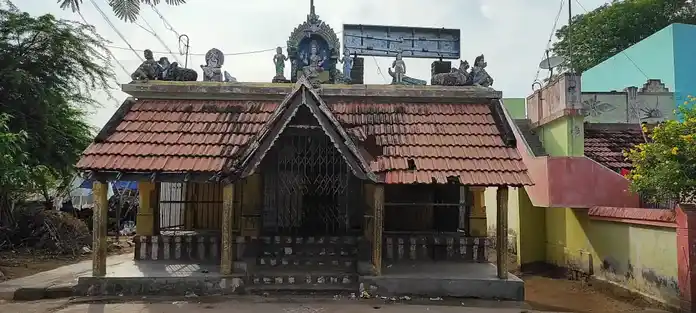 Arulmigu Arisana Mariyamman Temple, Nangavaram(Thamilsolai) - 639110 அருள்மிகு அரிசன மாரியம்மன் திருக்கோயில்,  - 639110, Karur - Ancient Temple Architecture and History Image 6