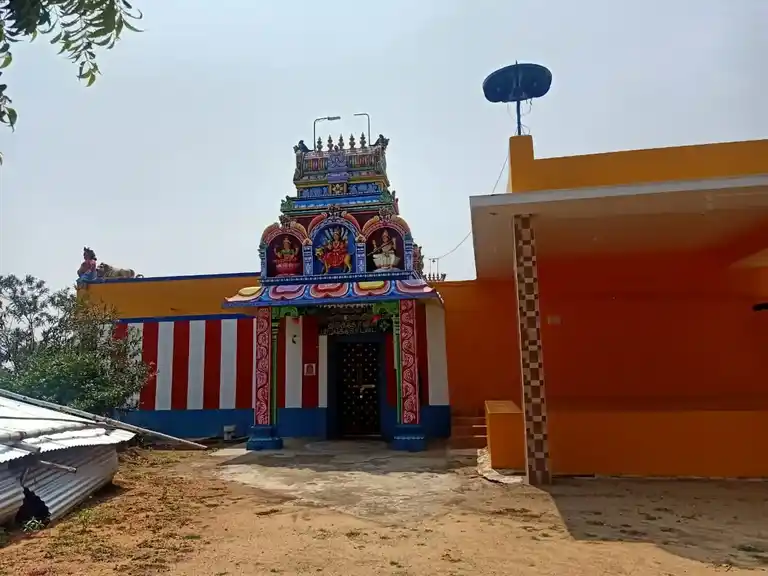 Arulmigu Ariya Natchiamman Temple, Chidambarampatti - 628502 அருள்மிகு அரிய நாச்சியம்மன் திருக்கோயில், Chidambarampatti - 628502, Thoothukudi - Ancient Temple Architecture and History Image 4