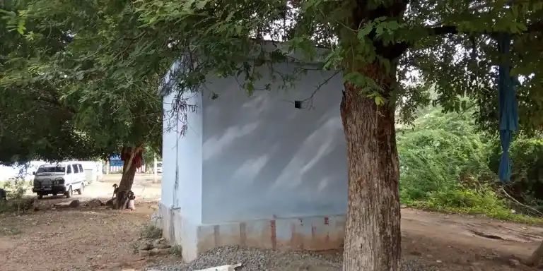 Arulmigu Ariya Natchiamman Temple, Marudanvalvu Naraikinaru - 628302 அருள்மிகு அரிய நாச்சியம்மன் திருக்கோயில், Marudanvalvu Naraikinaru - 628302, Thoothukudi - Ancient Temple Architecture and History Image 4