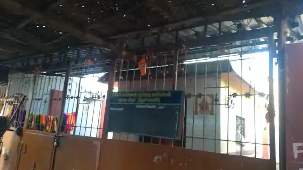 Arulmigu Arkadumariamman,Blake Mariamman, Madurai Veeran Temple, M.S.R.Puram - 641301 அருள்மிகு ஆற்காட்டு மாரியம்மன் பிளேக் மாரியம்மன் மதுரைவீரன் திருக்கோயில், M.S.R.Puram - 641301, Coimbatore - Ancient Temple Architecture and History Image 3