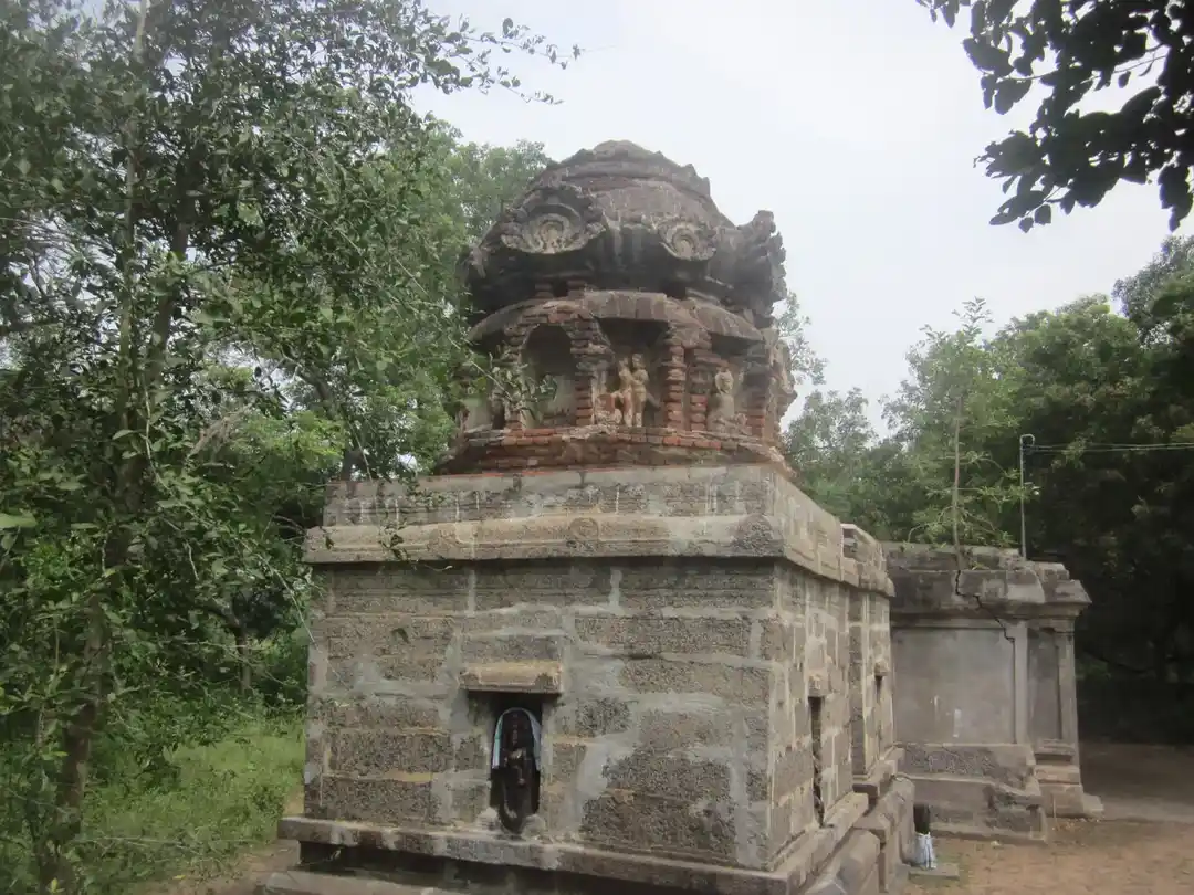 Arulmigu Arthanaadheeswarar Temple, Kurur - 606213 அருள்மிகு அர்த்தநாரீஸ்வரர் திருக்கோயில், Kurur - 606213, Kallakurichi - Ancient Temple Architecture and History Image 4