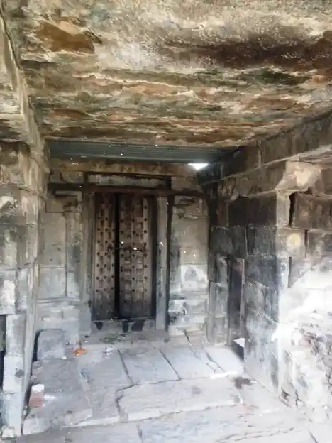Arulmigu Arthanaadheeswarar Temple, Veerasozhiyam - 606206 அருள்மிகு அர்த்தநாரீஸ்வரர் திருக்கோயில், Veerasozhiyam - 606206, Kallakurichi - Ancient Temple Architecture and History Image 8