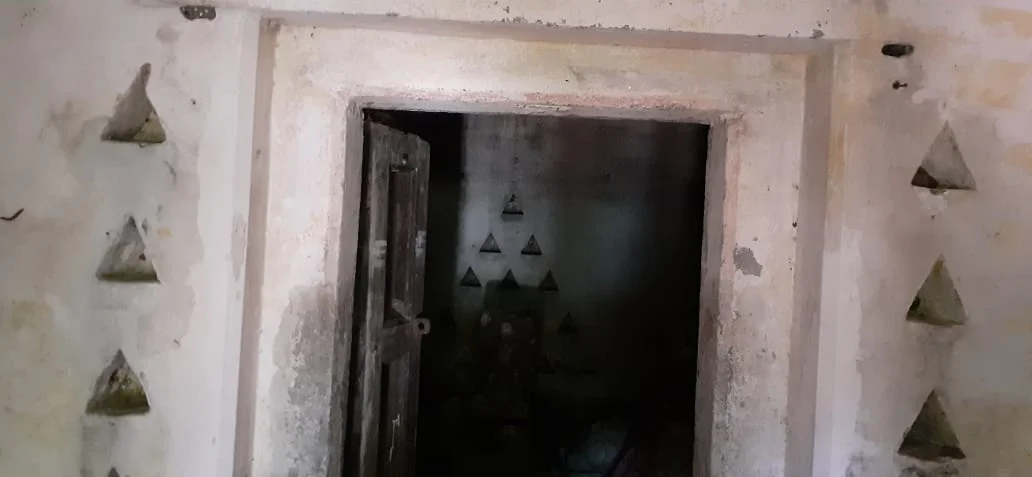 அருள்மிகு ஆற்றோர ஆஞ்சநேயர் திருக்கோயில், Karur - 639001 - Main View