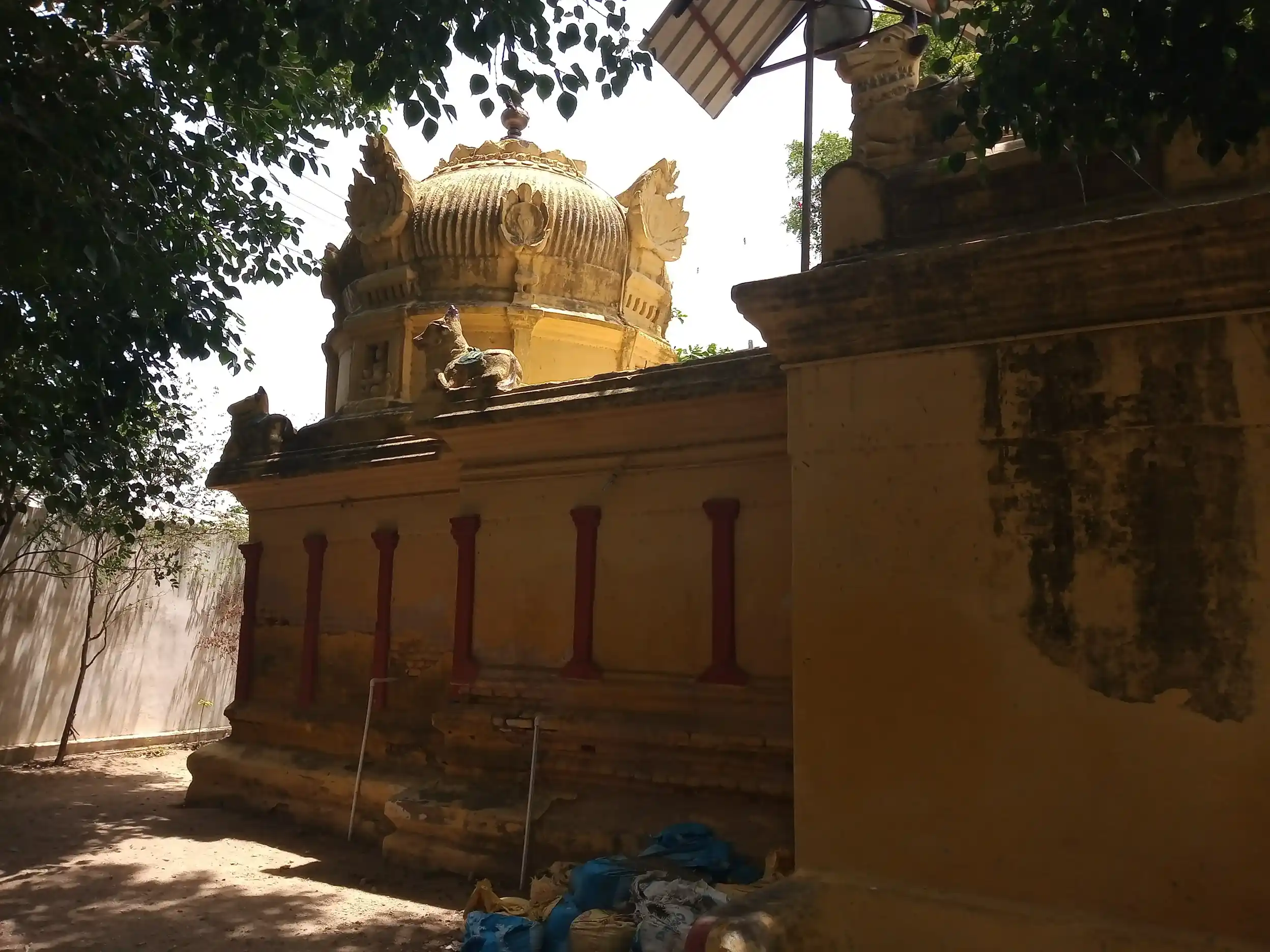 Arulmigu Arulananthasamy Temple, Naranapuram - 641664 அருள்மிகு அருளானந்த சுவாமி திருக்கோயில், Naranapuram - 641664, Tiruppur - Ancient Temple Architecture and History Image 4