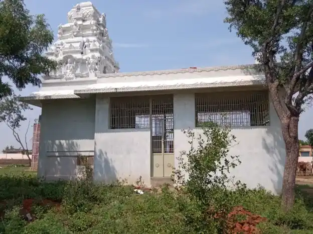 Arulmigu Arumuga Ayyanar Temple, Pillaiyar Nathan - 628503 அருள்மிகு ஆறுமுக அய்யனார் திருக்கோயில், Pillaiyar Nathan - 628503, Thoothukudi - Ancient Temple Architecture and History Image 4