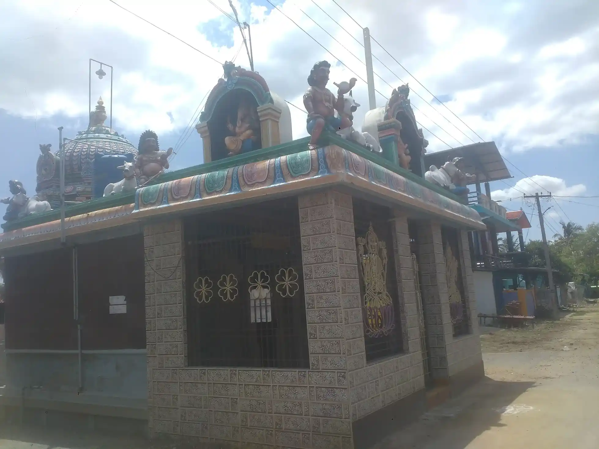 Arulmigu Arumuga Pillaiyar Temple, Thevur - 611109 அருள்மிகு ஆறுமுக பிள் ளையார் திருக்கோயில், Thevur - 611109, Nagapattinam - Ancient Temple Architecture and History Image 3