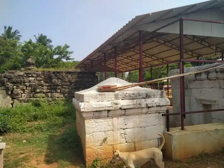 Arulmigu Arunachalaeswarar Temple, Ilaikadambur - 621719 Temple