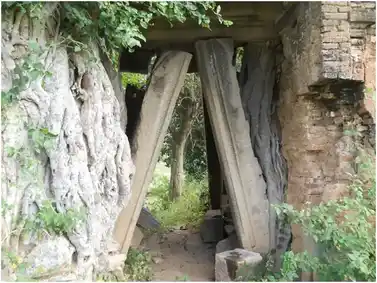 Arulmigu Arunachaleshwarar Temple, Kovilur Jamunamarathur - 606751 அருள்மிகு அருணாசலேஸ்வரர் திருக்கோயில், Kovilur Jamunamarathur - 606751, Tiruvannamalai - Ancient Temple Architecture and History Image 2