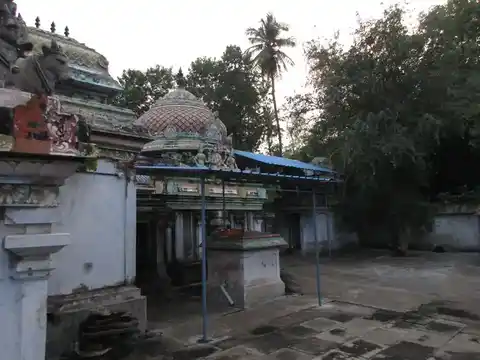 Arulmigu Arunachaleshwarar Temple, Vidayal Karuppur - 612804 அருள்மிகு அருணாசரேஸ்வரர் திருக்கோயில், Vidayal Karuppur - 612804, Thiruvarur - Ancient Temple Architecture and History Image 9
