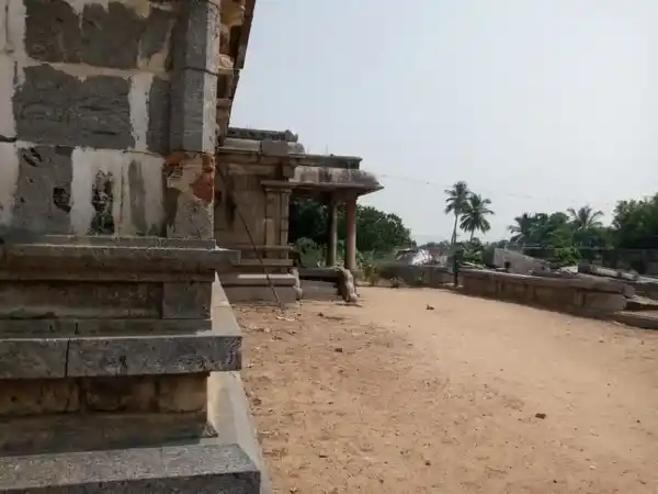Arulmigu Arunachaleswarar Temple, Aadhanoor - 605402
