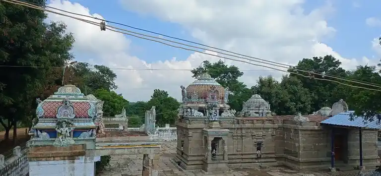 Arulmigu Arunachaleswarar Vahayara Temple, Alundhalaipoor - 621712 Arulmigu Arunachaleswarar Vahayara Temple, Alundhalaipoor - 621712, Thiruchirappalli - Ancient Temple Architecture and History Image 4
