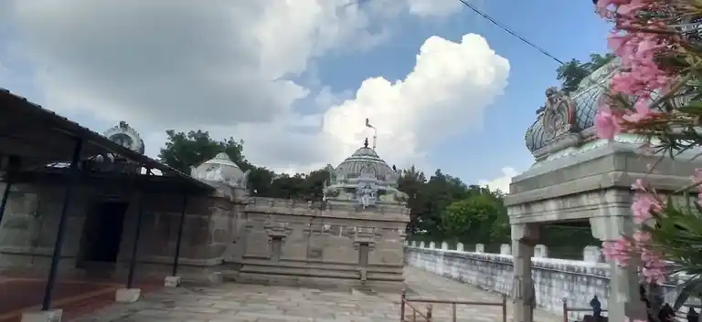 Arulmigu Arunachaleswarar Vahayara Temple, Alundhalaipoor - 621712 Arulmigu Arunachaleswarar Vahayara Temple, Alundhalaipoor - 621712, Thiruchirappalli - Ancient Temple Architecture and History Image 5