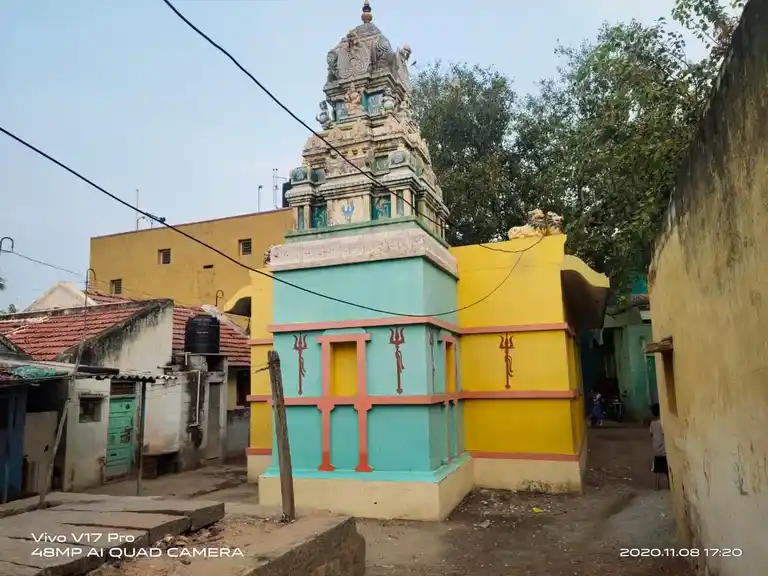Arulmigu Arunthathimariyamman Temple, Arunthaiyar Colony, Palayapettai - 635002 அருள்மிகு அருந்ததி மாரியம்மன் திருக்கோயில், Arunthaiyar Colony, Palayapettai - 635002, Krishnagiri - Ancient Temple Architecture and History Image 4