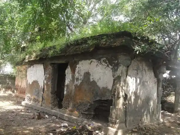 Arulmigu Arupathu Moovar Temple, Ramanathapuram - 623501 Arulmigu Arupathu Moovar Temple, Ramanathapuram - 623501, Ramanathapuram - Ancient Temple Architecture and History Image 2