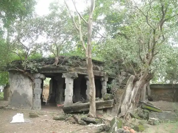 Arulmigu Arupathu Moovar Temple, Ramanathapuram - 623501 Arulmigu Arupathu Moovar Temple, Ramanathapuram - 623501, Ramanathapuram - Ancient Temple Architecture and History Image 8