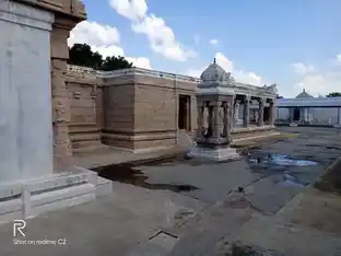 Arulmigu Aruthrakapaaleeswarar And Ragupathy Narayanaperumal Temple, Kangeyam, Madavilakam - 638701