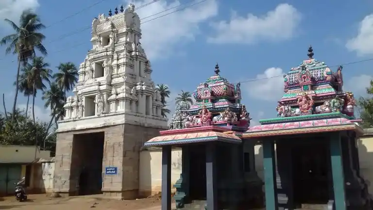 Arulmigu Asaladeepeswarar Temple, Agraharam, Mohanur - 637015