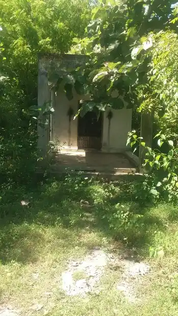 Arulmigu Asalaguru Punitha Subramaniya Swamy Thirumadam, Nilamangalam - 603313 அருள்மிகு அசலகுரு புனித சுப்பிரமணியசுவாமி திருமடம், நீலமங்கலம், காஞ்சிபுரம் மாவட்டம். மடம், Nilamangalam - 603313, Chengalpattu - Ancient Temple Architecture and History Image 4